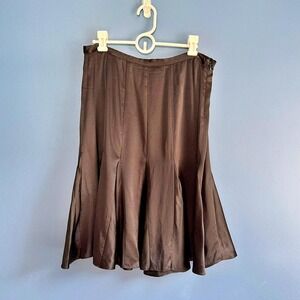 Calvin Klein Silk Skirt Women's‎ Size 10 Black Flare Knee Length Minimal Classic